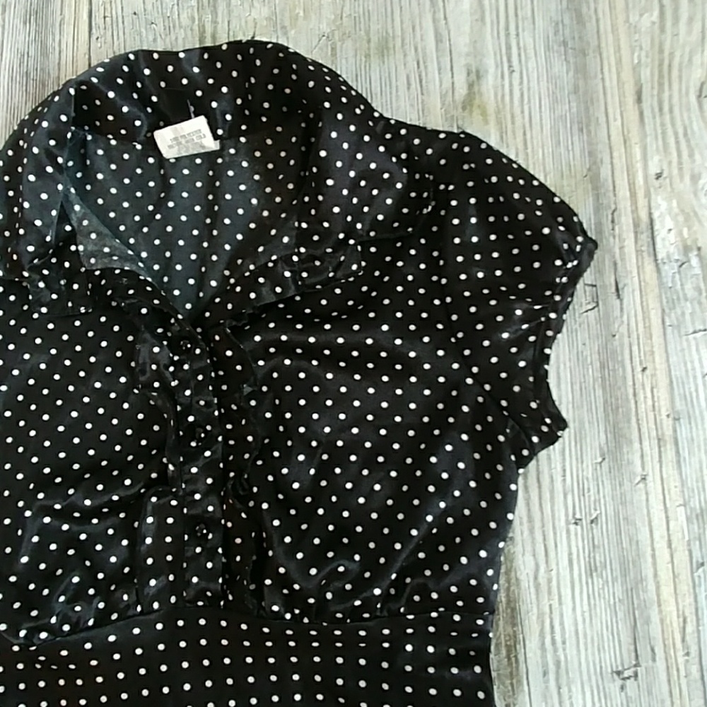 Black and white polka dot cap sleeve blouse